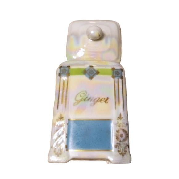 (3) Vintage Victoria Lusterware Porcelain Canisters- Pepper, Ginger, Al… - Picture 11 of 14